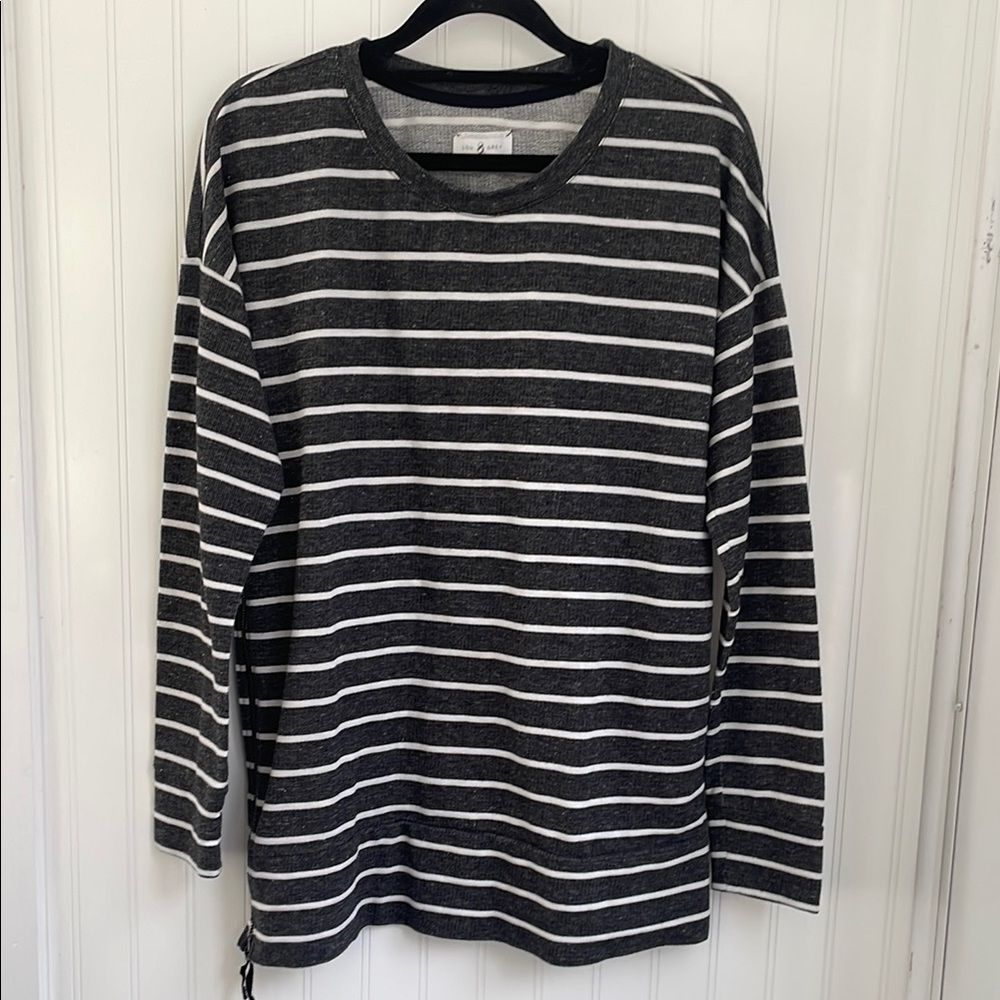 Lou & Grey Oversized Gray and White Striped Crewneck Sweatshirt Side Zipper S‎